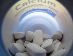 Calcium supplement pills